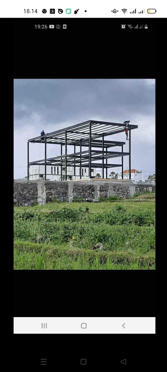 Konstruksi Baja di Lombok